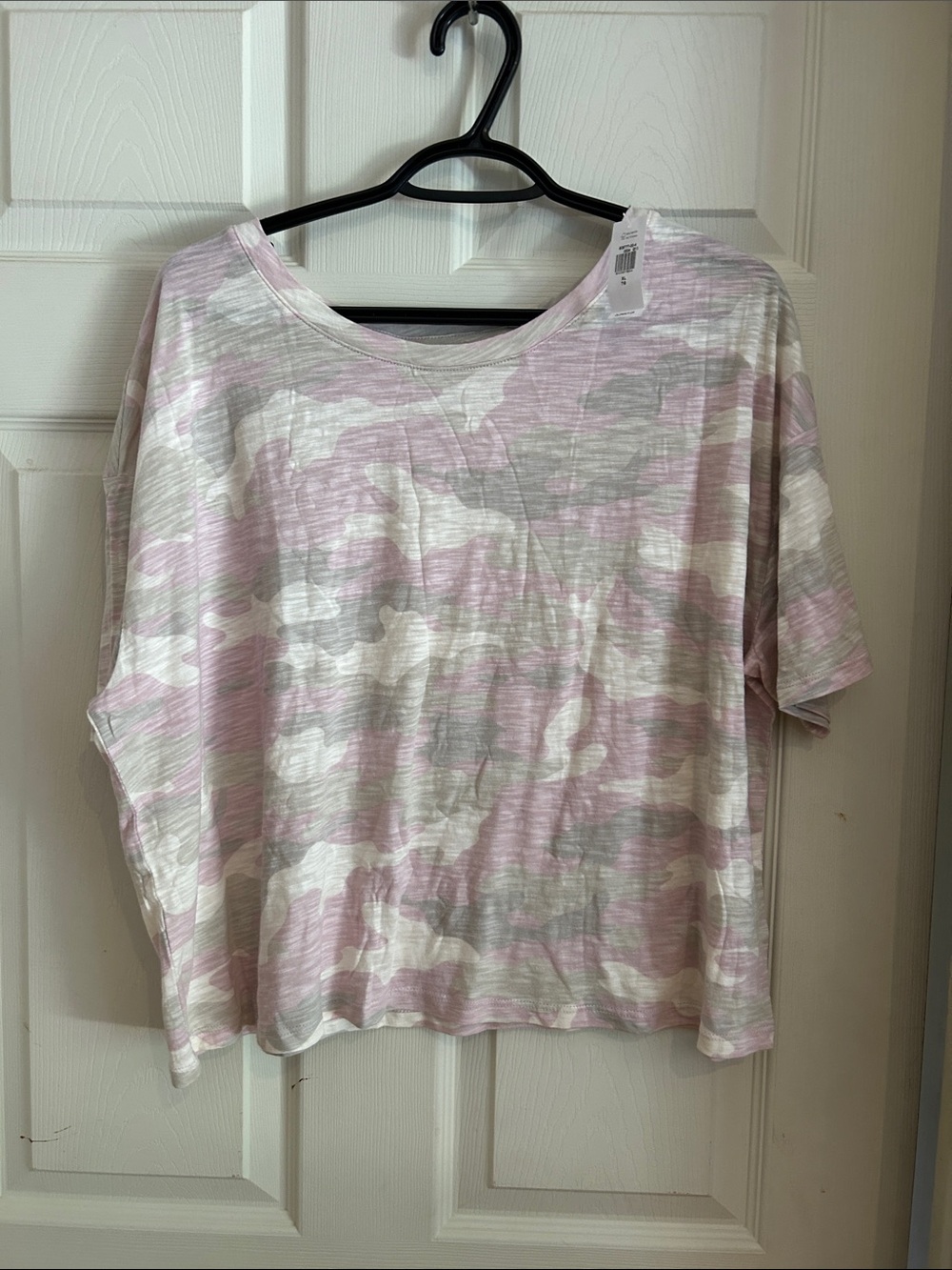 NWT Old Navy Boxy Short Sleeve Scoop Tee in Pink, Gray & White Camo Size XL
